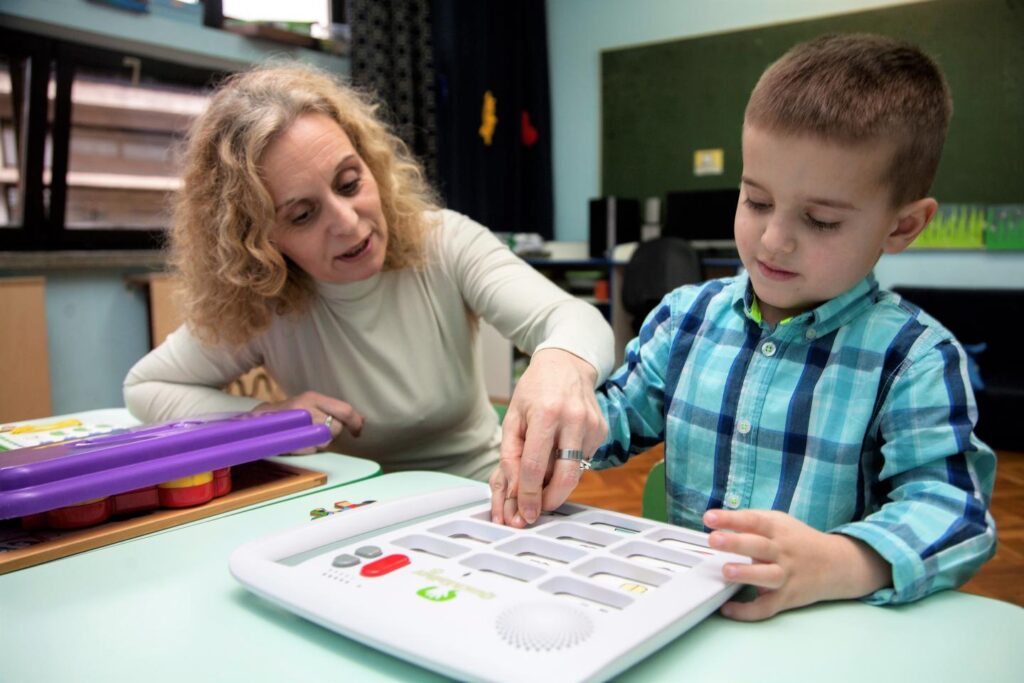 Assistive Technology in Special Education: Ensuring Inclusive Learning